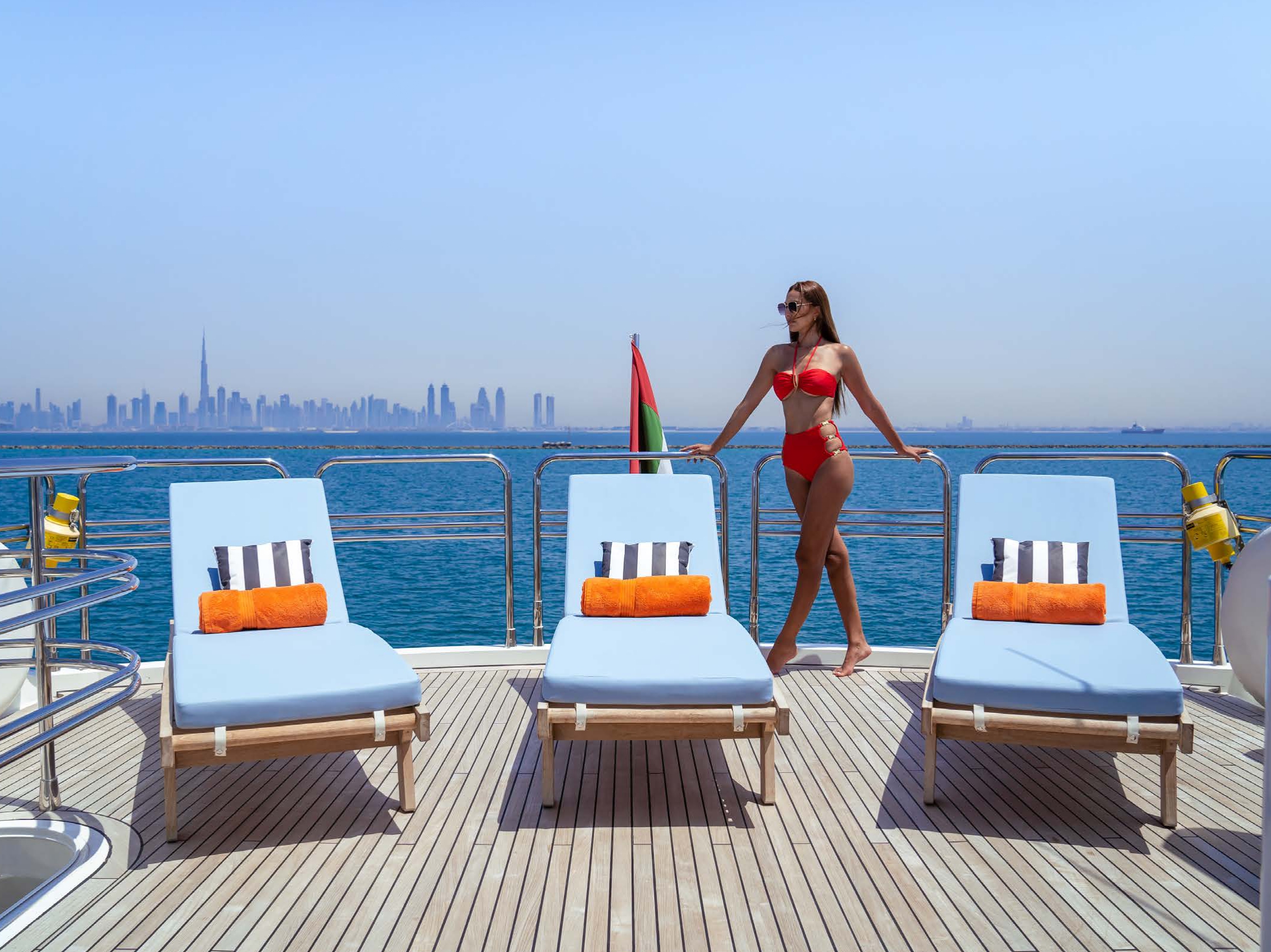 is hiring a yacht in Dubai worth it