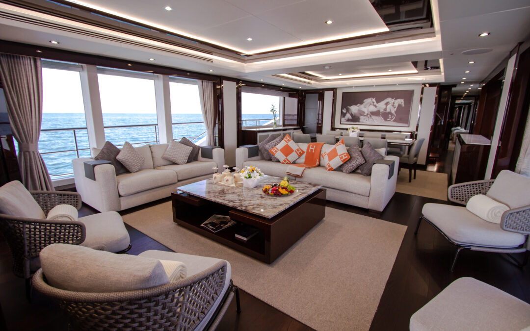 What to Expect on a Dubai Yacht Charter