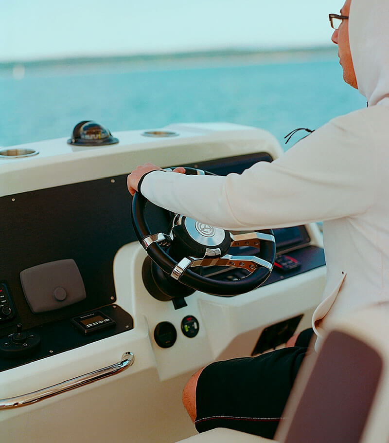 Is Hiring a Yacht in Dubai Worth It?