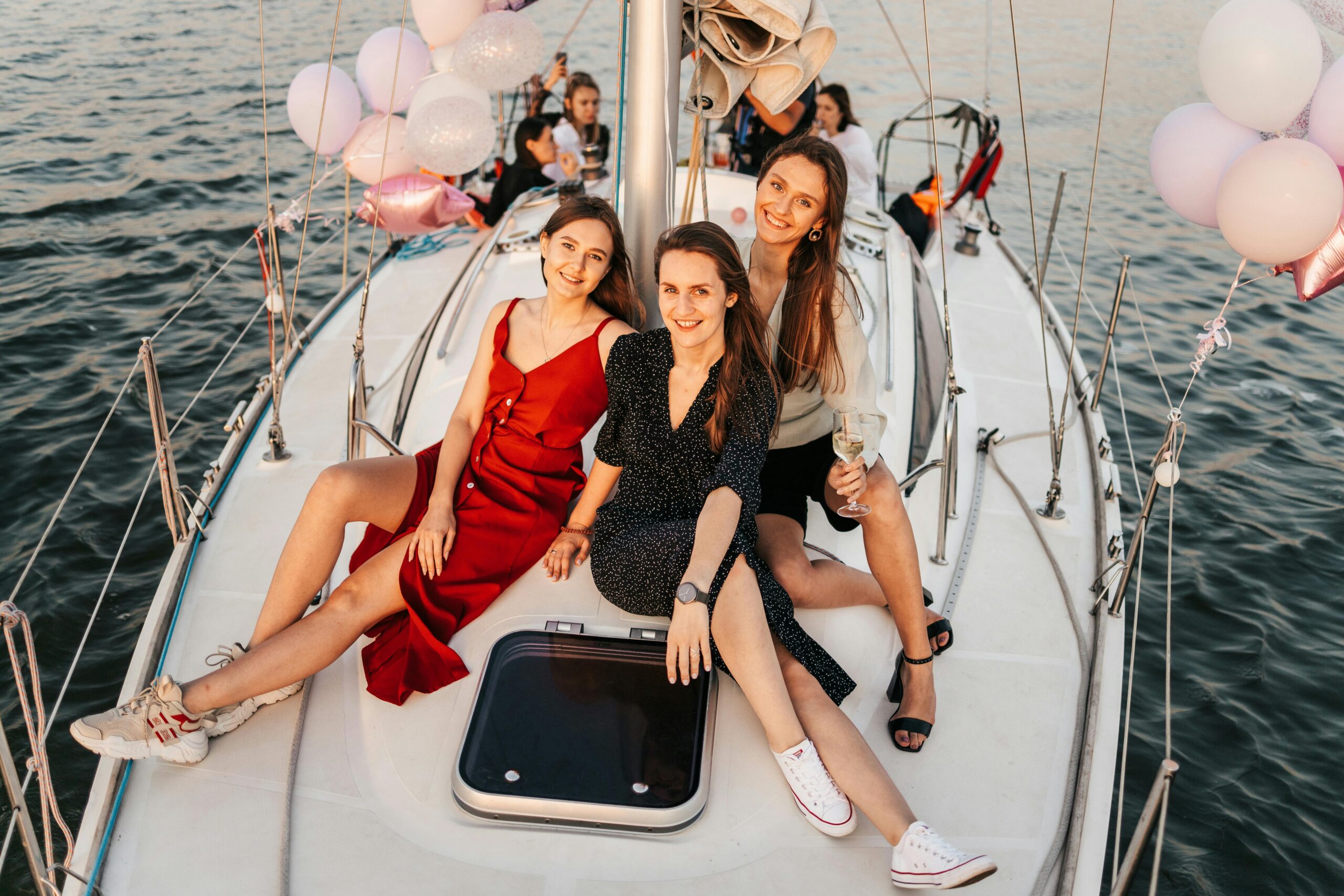 Dubai Yacht Rental All Inclusive