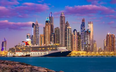 Private Yacht vs Dhow Cruise Dubai: Which Is Better?