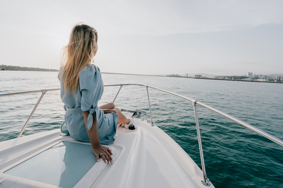 best time to hire a yacht in Dubai Dubai