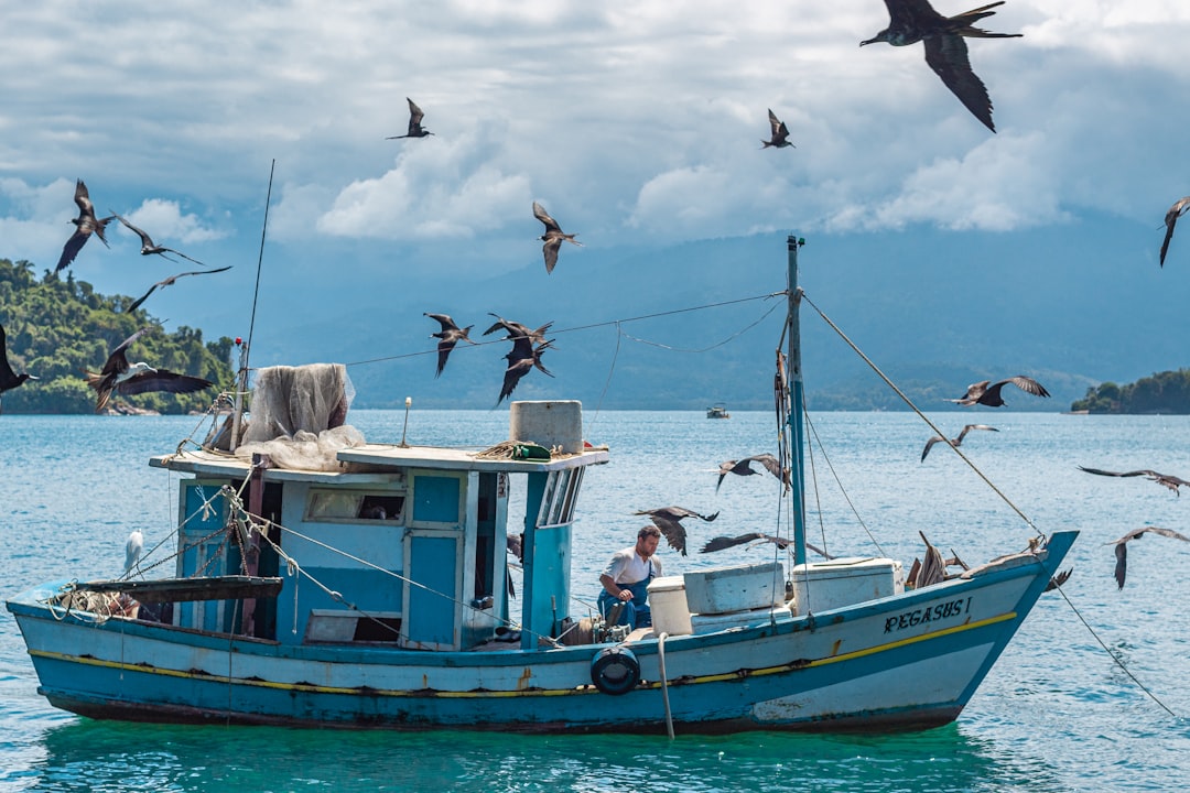 fishing yacht charter Dubai luxury