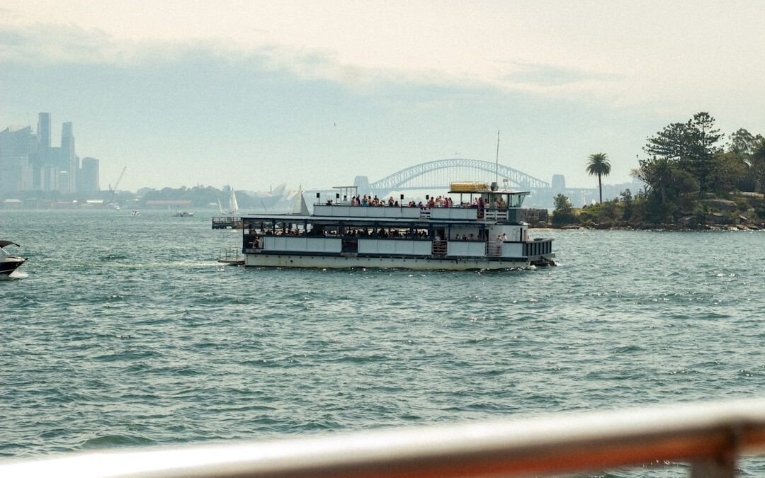 World Islands Dubai yacht charter — imperiumdxb.com